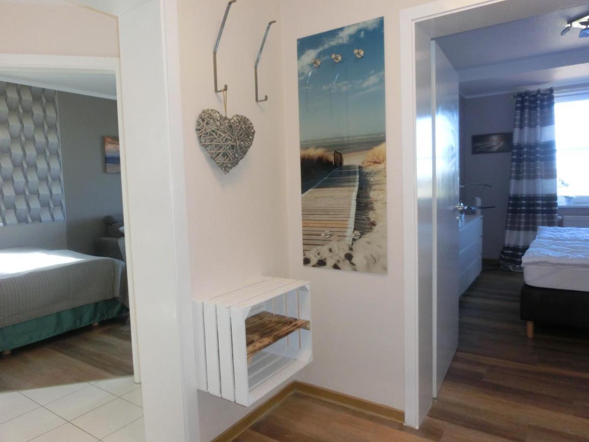 Neptun Im Immenbarg * Rostock